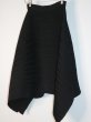 画像9: ESTHE - Asymmetrical Pleated Skirt  アシンメトリープリーツスカート - Black (9)