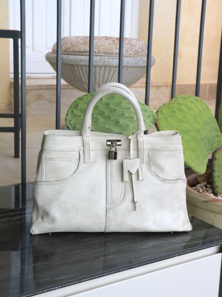 画像1: MEDEA - Nina Tote Bag - White Leather (1)